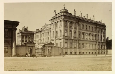 Anichkovin palatsi Pietarissa, Bergamasco, Charles (Karl) (1830-1896). Albumin valokuva