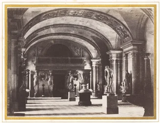 Karyatidien huone, Louvre-museo