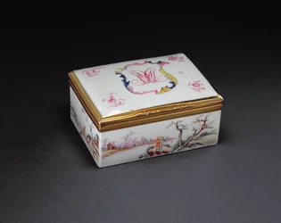 Monogrammed nuuskalaatikko, Qianlong-kausi (1736-1795) n. 1750 (posliini)