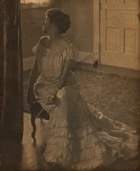 Riikinkukon sulka, n. 1902.