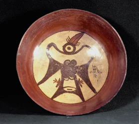 Esikolumbiaaninen taide, Nazca-kulttuuri: linnun kuvalla koristeltu terrakottamuki. 100 eKr.-800 jKr. Lima, Kansallinen antropologian ja arkeologian museo, Peru