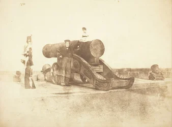 Tykki "Mons Meg" Edinburghin linnassa ja sotilas 2. Royal Scots -pataljoonassa..., 184 Tekijät: David Octavius Hill, Robert Adamson, Hill & Adamson.