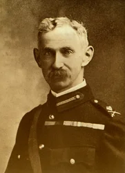"Kenraalimajuri Barton, C.B.", 1901.