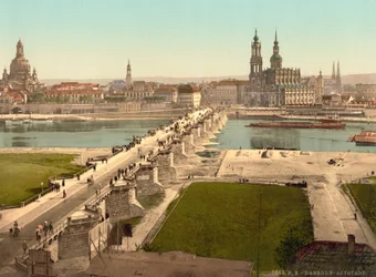 Altstadt, nähtynä sotaministeriöstä, Dresden, Saksa, n. 1900