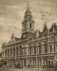 Hammersmithin kaupungintalo Hammersmith Broadwaylta, vuodelta 1935.