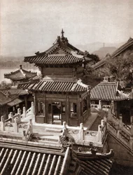Pronssinen paviljonki, Sumerin palatsi, Beijing