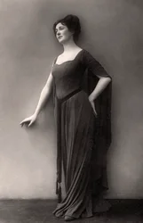 Miriam Clements, brittiläinen näyttelijä ja esiintyjä, 1910.
