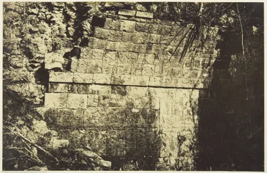Sirkuksen palatsi Chichen-Itzassa, salin sisätilat, 1859.