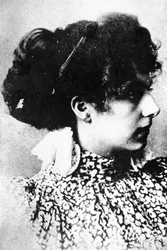 Mata Hari nuorena tyttönä (m/w kuva)