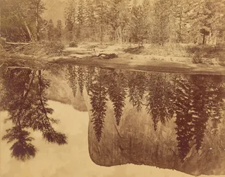 Tutokanula.  Yosemiten laakso.  (Suuri päällikkö) - "El Capitan" - Heijastuu Merced-jokeen.