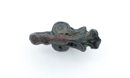 Vaatekoukku, 400-200 eaa