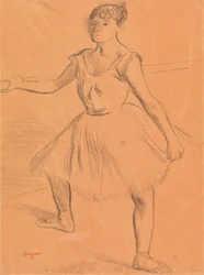 Balerina seisoo baarissa