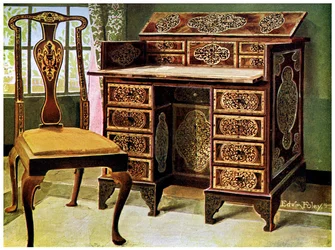 Pähkinäkuoristeinen kirjoituspöytä, 1910.