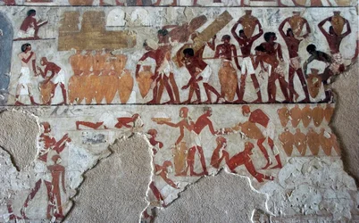 Egyptiläinen antiikki: 18. dynastian visiirin Rekhmiren hautaa koristava maalaus (TT100)