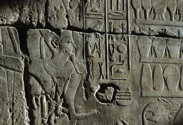 Relief, Amunin temppeli, Luxor, muinaiset Thebes (UNESCO:n maailmanperintöluettelo).