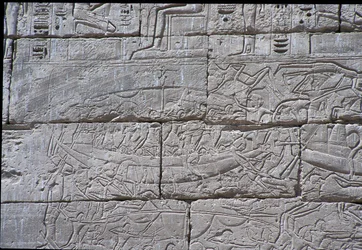 Merikansa, Ramses III:n meritaistelu, Medinet Habu, 1195-64 eKr. kivi.