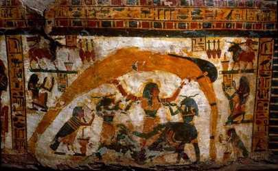 Egyptiläinen antiikki: Boutehamonin (Butehamon), kuninkaallisen kirjurin maalaama puusarkofagi. Thebesta. 21. dynastia. 990-970 eaa. Yksityiskohta, joka edustaa maailman luomista. Torino, egyptiläinen museo