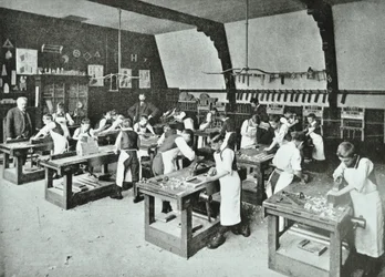 Puusepänluokka, 1896