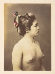 [Japanilaisia] kylpeviä tyttöjä, puolivartalokuva alastomasta nuoresta naisesta oikealta sivulta, valokuvaaja: tuntematon, Lucas Collection: valokuvallinen tallenne Charles Jamesin ja Morton P. Lucasin maailmanympärimatkasta