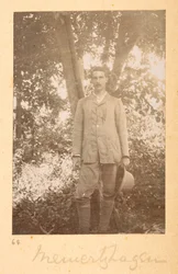 Baileyn muotokuva Richard Meinertzhagenista intialaisissa valokuvissa F.M. Bailey 1900-03 (seepiakuva)