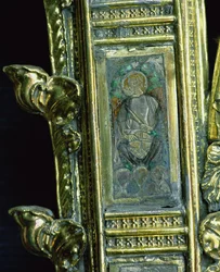 Enkeli soittamassa vedenkeitintä, yksityiskohta William of Wykehamin (n. 1320-1404) crozierista (hopea kullattu ja champleve emali) (katso 205100-32)