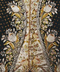 Yksityiskohta herrasmiehen kokopukusta, joka sisältää takin, liivin ja polvihousut, 1780-90-luku