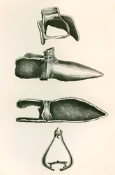 Jalustimet ja sollerets, brittiläinen armeija: sen alkuperä, edistys ja varusteet, julkaistu 1868.