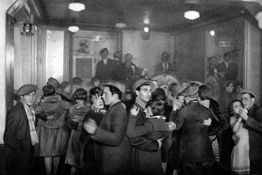Bal-musetten sisustus, Pariisi, 1931.