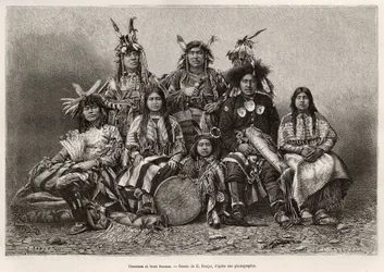Intialaiset soturit ja heidän vaimonsa (Texas). Kaiverrus E.Ronjatin piirustuksen jälkeen havainnollistamaan William Hepworth Dixonin tarinaa La conquete blanche, vuonna 1875, julkaistu "" Le tour du monde""" 1876, toimittanut Edouard Charton, Hachette pai