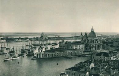 Canal Grande ja Santa Maria della Saluten kirkko, Venetsia, Italia, 1927