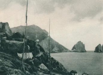 Marina Piccola lintuverkkojen kanssa, Capri, Italia, 1927