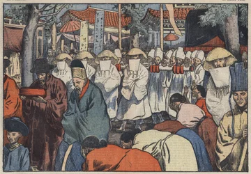 Korean entisen keisarin, prinssi Yin hautajaiset. Soulin palatsin ovella voi nähdä katafalkin, kun taas Aigot eli "Cereers Coreens" valittavat prinssin kuolemaa. Soul, Etelä-Korea. Kuva Damblansista. "" Le Pelerin" -julkaisussa heinäkuussa