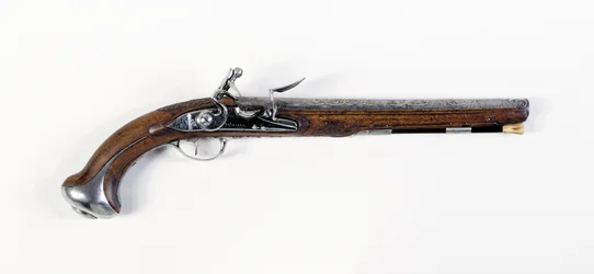 Lafayette-Washington-pari teräksisiä "satula"-pistooleja, n. 1775-76