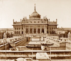 Husainabad Imambara ja Muhammad Ali Khanin hauta, Lucknow