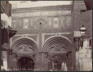 Kairo. El-Azhar-moskeija, oven yksityiskohtia