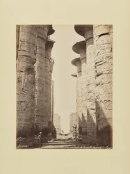 Karnak. Hypostyylihallin keskuskäytävä, Egypti