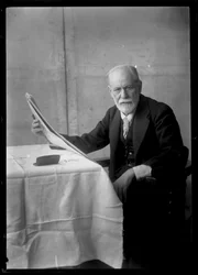 Kuva Sigmund Freudista (1856-1939)