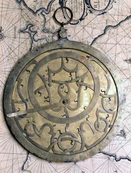 Flanderin astrolabe (Leuven) 1500-luvulla. Museo del Castello, Milano