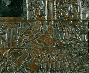 Courtrai Chest, joka kuvaa kahta kohtausta Golden Spurs -taistelusta, joka käytiin Courtraissa vuonna 1302 (puu) (yksityiskohta)