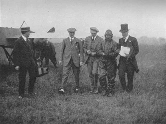 Suuren lennon loppu: Robert Slacksin saapuminen Hendoniin, 1913 1934
