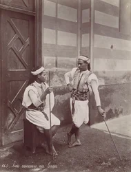 Tunne juoksijat Kairossa 1870-luvulla.