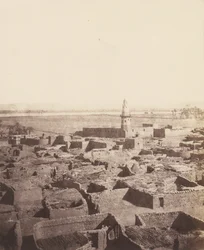 Edfu, Kaupungin yleinen näkökulma Py...n keskuslaiturilta nähtynä, 1851-52, painettu 1853-54.