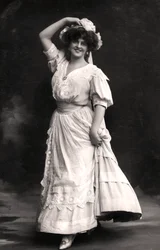 Marie Studholme 1875-1930, englantilainen näyttelijä, 1900-luku.