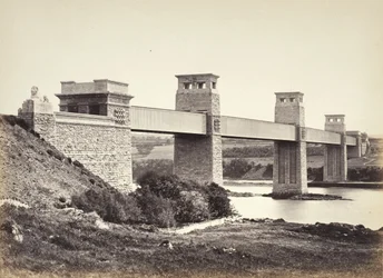 Bangor, Britannia Bridge Angleseystä nähtynä (258)