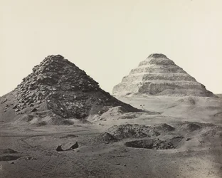 Saqqaran pyramidit koillisesta