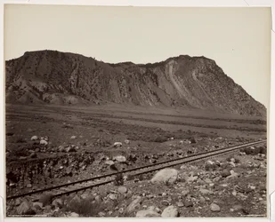 Cinnabar Mountain, Devil Slide, 1880-luku.