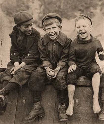 Kolme onnellista poikaa, 1889