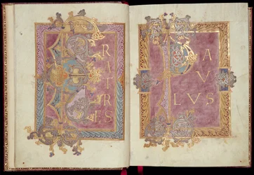 Ms McClean 30, ff.2v-3r: Akantuksenlehdillä kehystetyt alkusivut Reichenaun epistolariumista, 900-luvun loppu