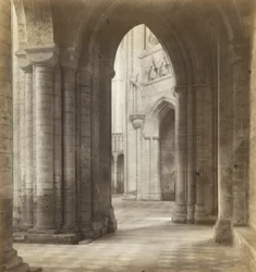 Elyn katedraali: Ely Cathedral: Myöhäinen iltapäivä Transeptsin poikki