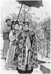 Tzu Hsi (1835-1908) Kiinan keisarinna, n. 1903